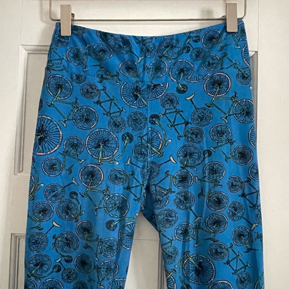 NWOT Rare Bicycle Print LuLaRoe Leggings - Fits Sizes 2 to 10
